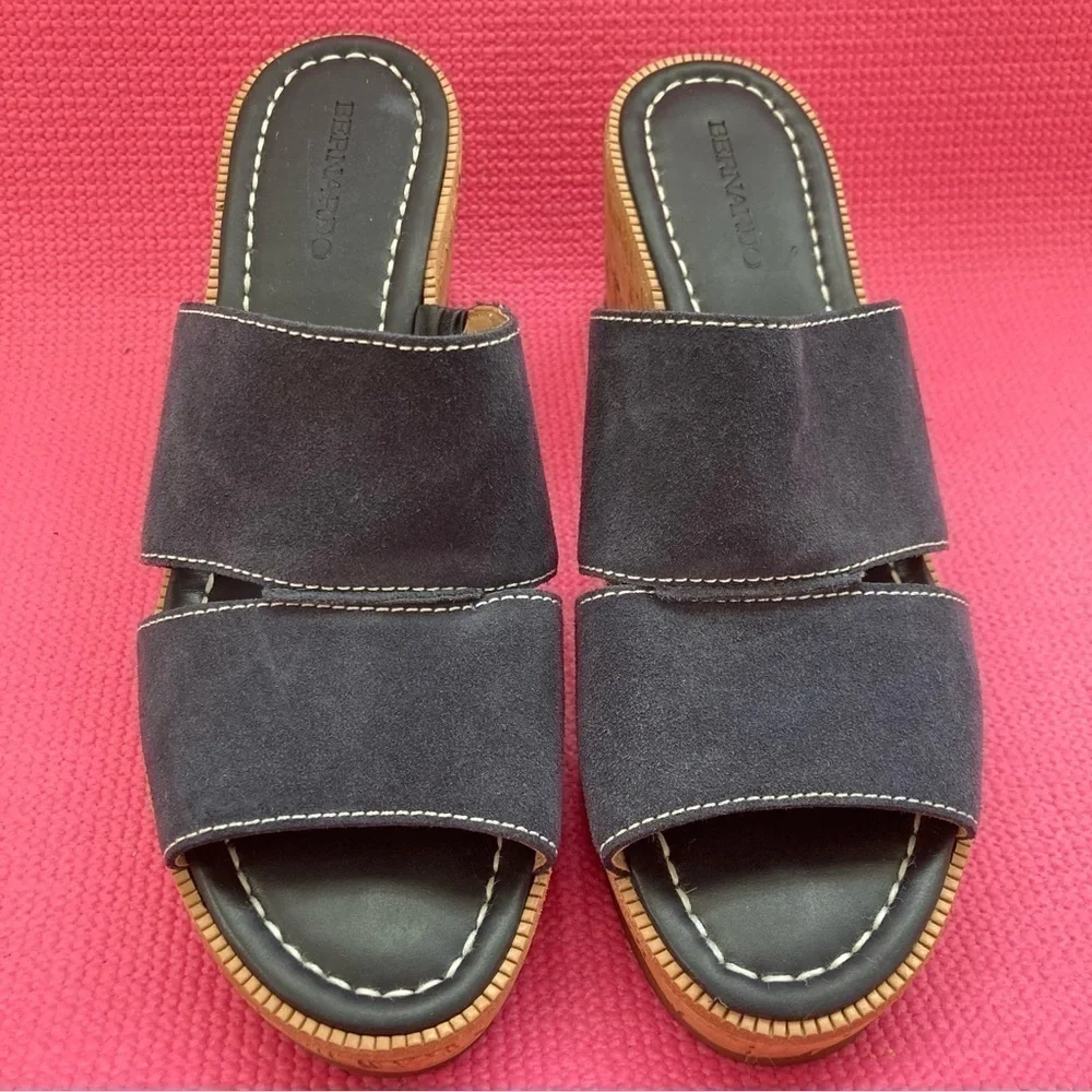 Bernardo Women's Kara Wedge Cork Sandal Size 10 Color Blue Suede